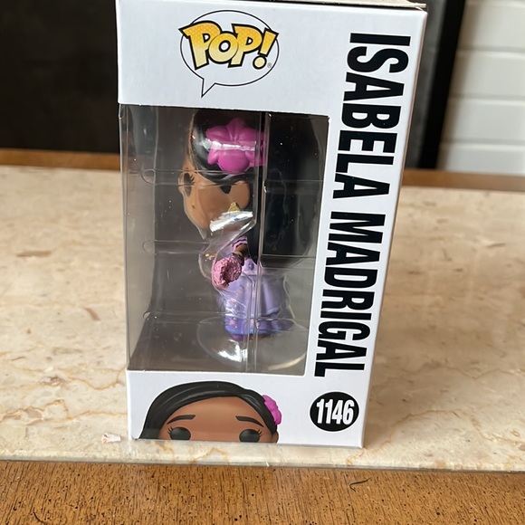 Encanto Isabela Madrigal Pop! Vinyl Figure #1146 - Picture 2 of 6